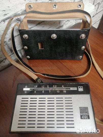 Радиоприемник СССР Алмаз 401