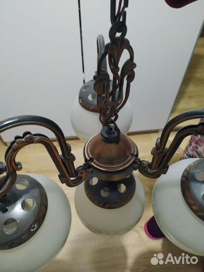 Люстра подвесная потолочная