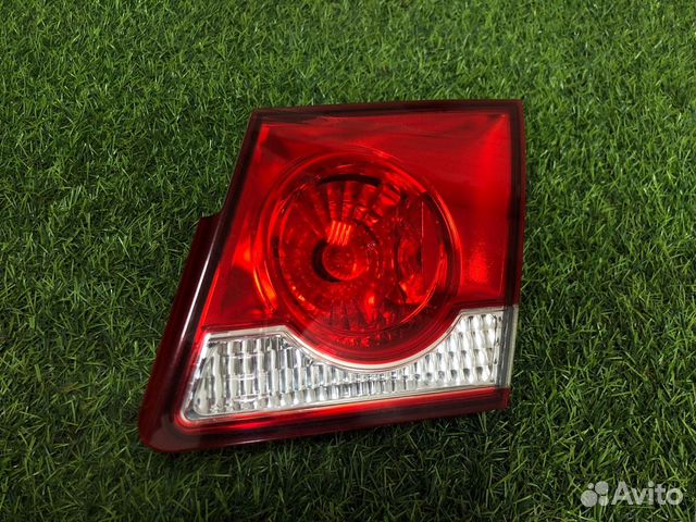 Фонарь задний правый Chevrolet Cruze седан 1.6