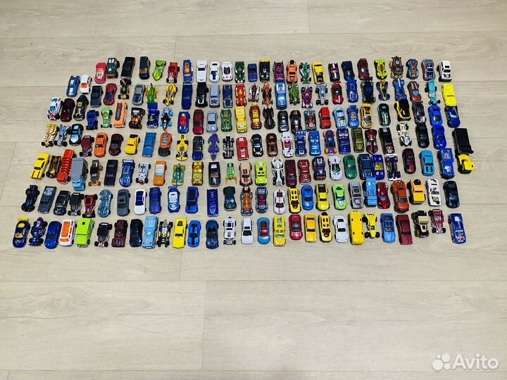 Машинки хот вилс hot wheels