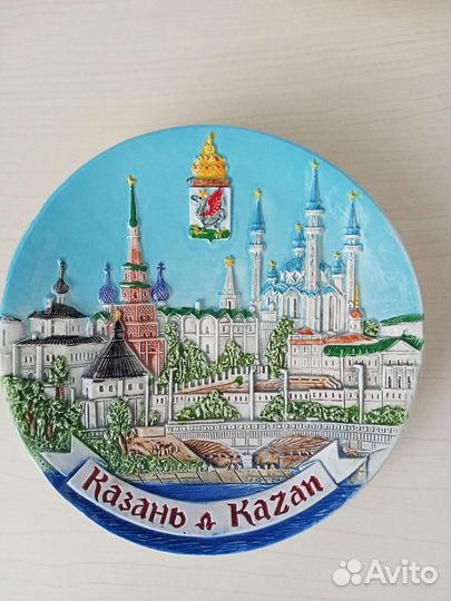 Настенная тарелка