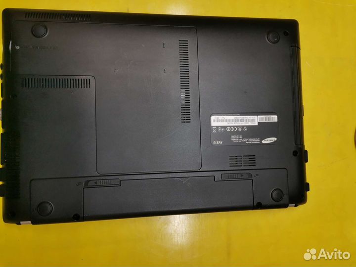 Ноутбук Samsung RV513