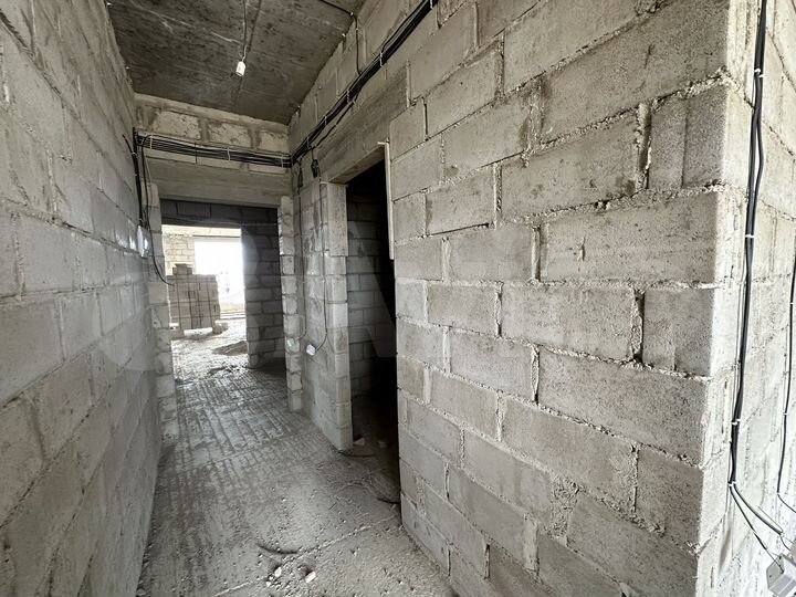 3-к. квартира, 95 м², 3/13 эт.