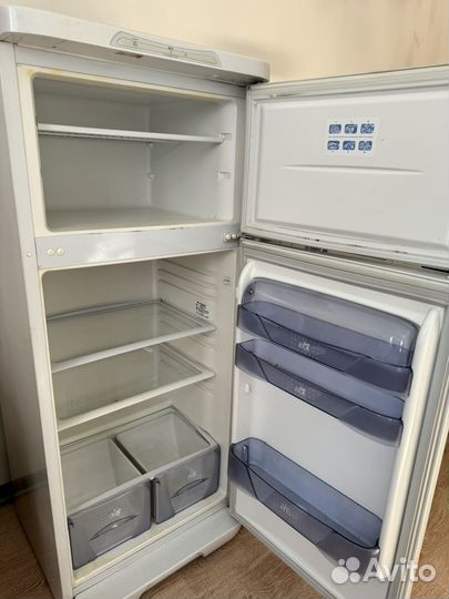 Холодильник бирюса, 140 см