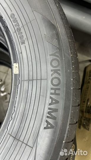 Yokohama BluEarth AE50 215/65 R17