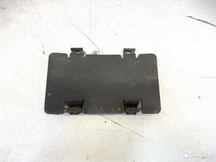 Заглушка подкрылка передняя правая Mercedes-Benz