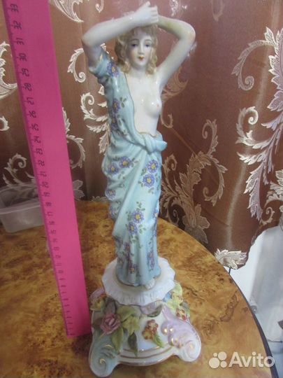 Ваза-статуэтка фарфор мейсен