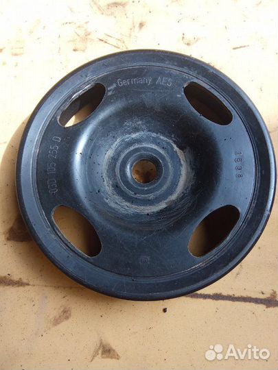 Шкив коленвала Volkswagen Passat B6 CAX 2008