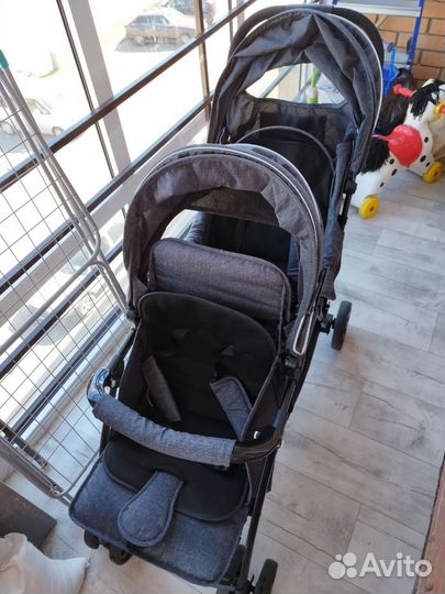 Коляска для погодок/ двойни