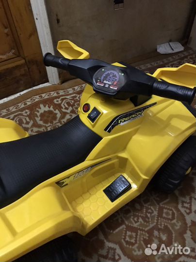 Детский электромобиль новый