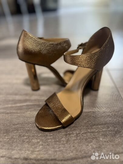 Босоножки женские 38 размер