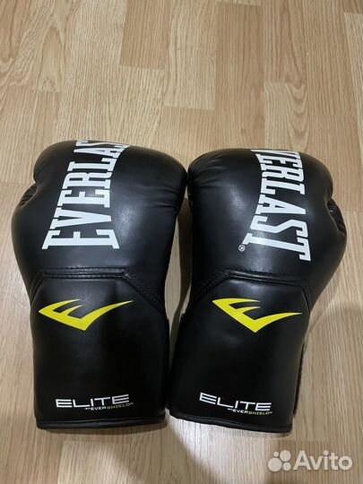 Боксерские перчатки everlast