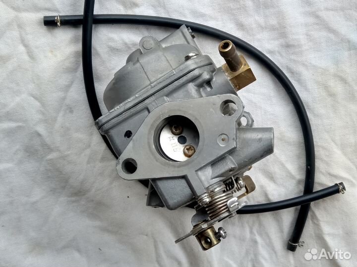 Карбюратор на лодочный мотор suzuki DF-5