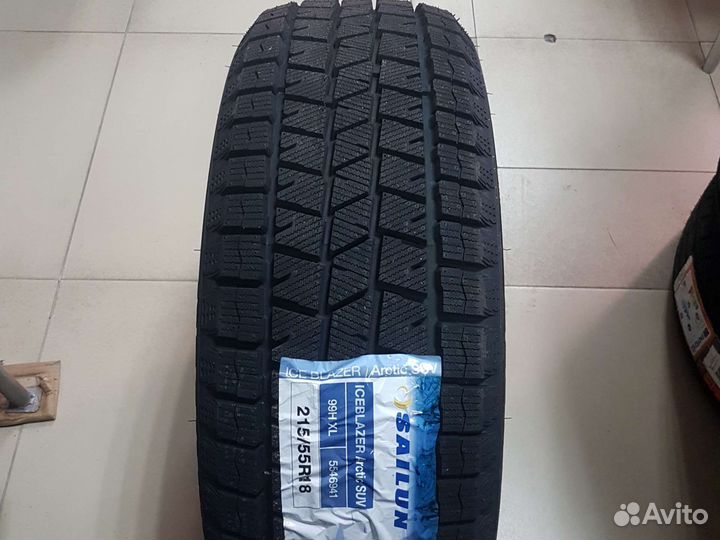 Sailun Ice Blazer Arctic 215/55 R18