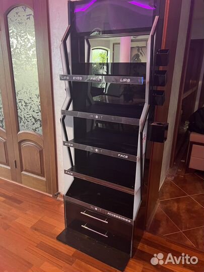 Стеллаж для косметики