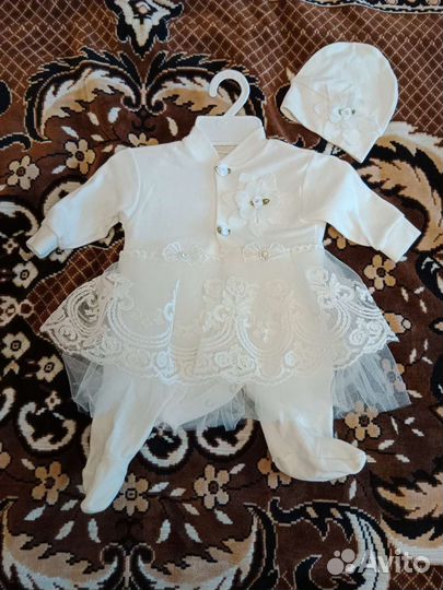 Комплект на выписку для девочки