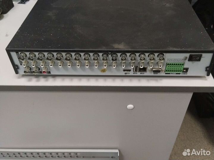 Видеорегистратор Axycam AX-1616H