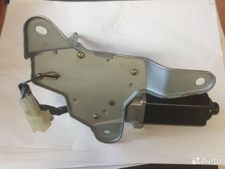 Моторчик заднего дворника honda Fit GD1