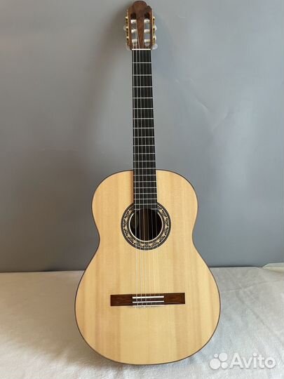 Мастеровая гитара Тараса Титовича 