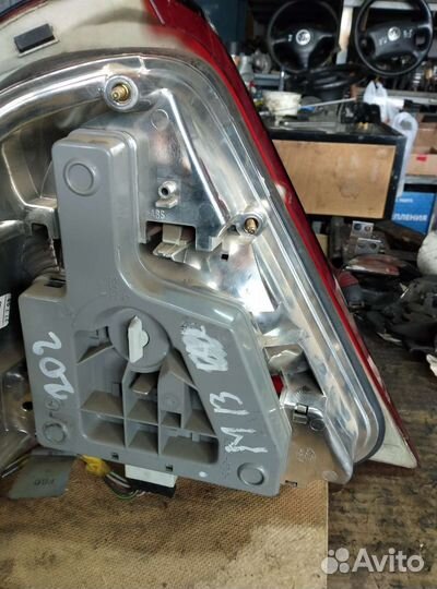 Фонарь мерседес 202. Седан, правый