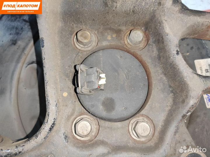 Кулак задний правый Kia Sportage 4 2017