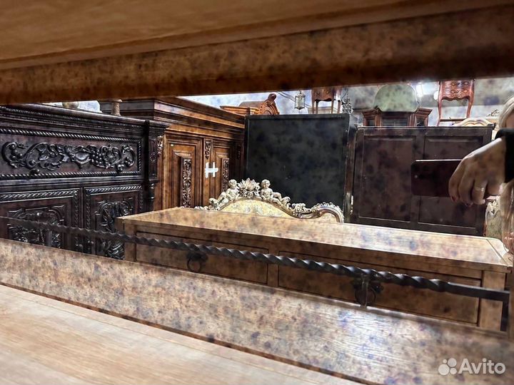 Комплект мебели. Барная стойка. Бар. Антиквариат