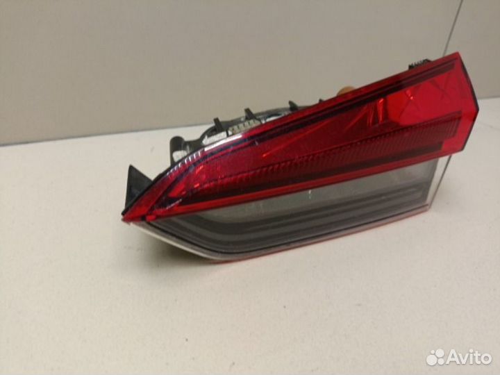 Фонарь внутренний задний правый Skoda Rapid 2021
