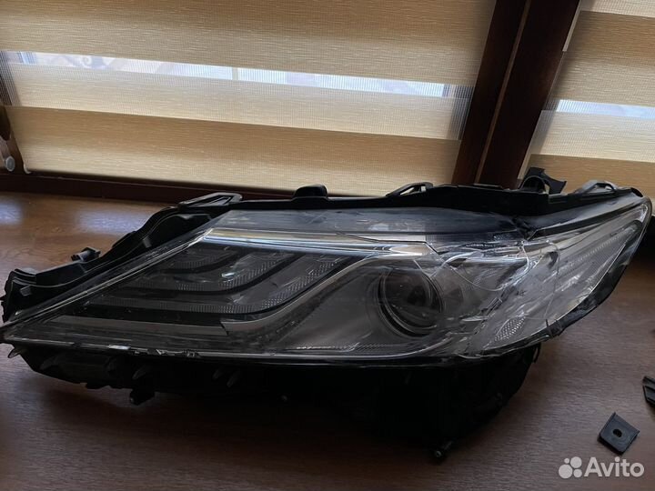 Фара toyota camry 70