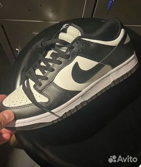 Nike dunk low white black