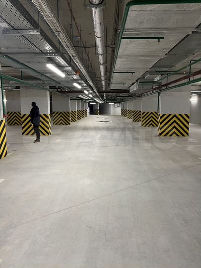 Машиноместо, 13 м²