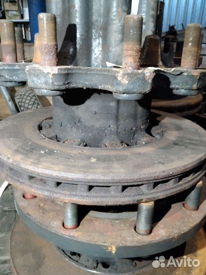 1812161 Ступица задняя DAF XF105 (прямое кольцо)