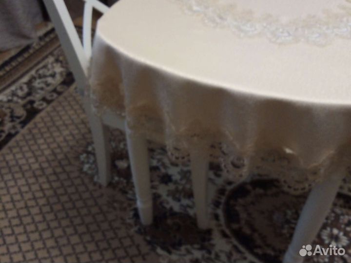 Скатерть на круглый стол