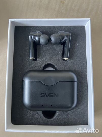 Беспроводные наушники новые