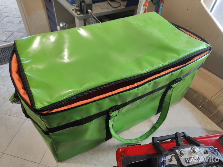 Прикормочный кораблик uniвоат с эхолотом,камерой