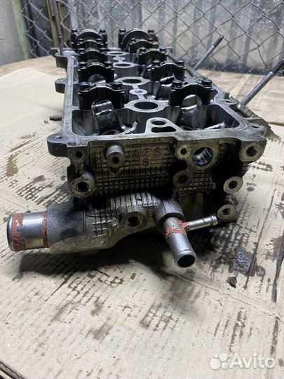 Головка блока цилиндров Toyota Avensis 1azfse