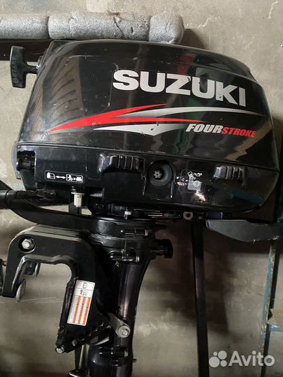 Лодочный мотор suzuki