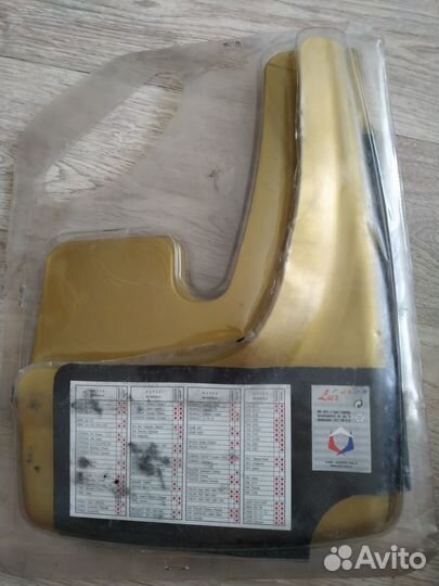 Брызговики универсальные