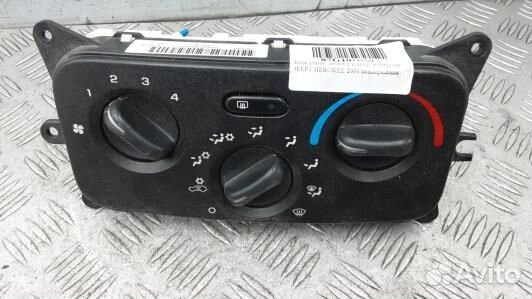 Блок управления печки и климат-контроля jeep chero