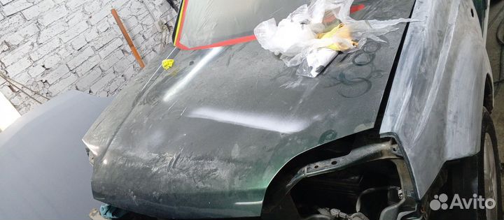 Капот от nisan X trail T30