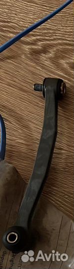Задний рычагиот 210