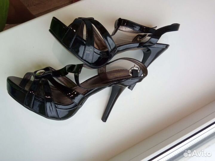 Туфли женские 39 размер