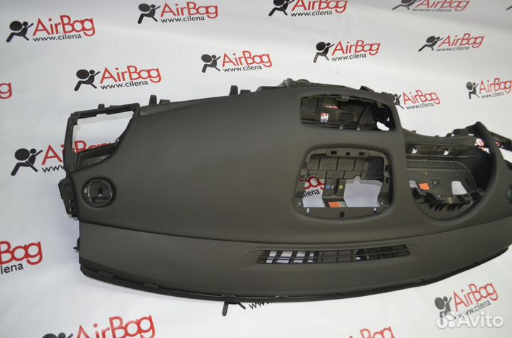 Торпедо панель приборов Renault megane