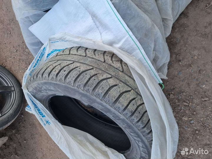 Accelera 651 6.00/60 R17