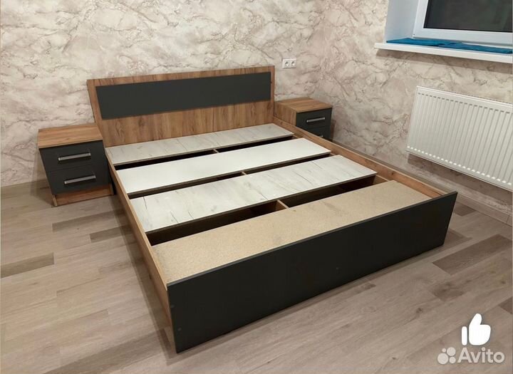 Спальный гарнитур