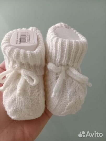 Пинетки вязаные для малыша