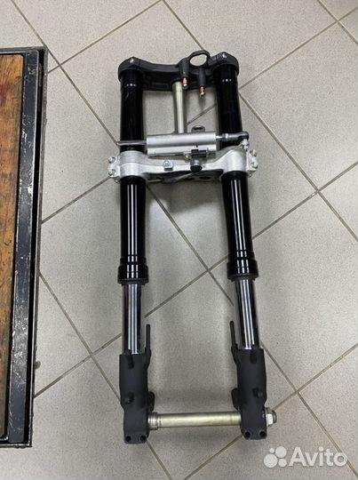 Suzuki gsxr 600 750 Перед Вилка в сборе L1