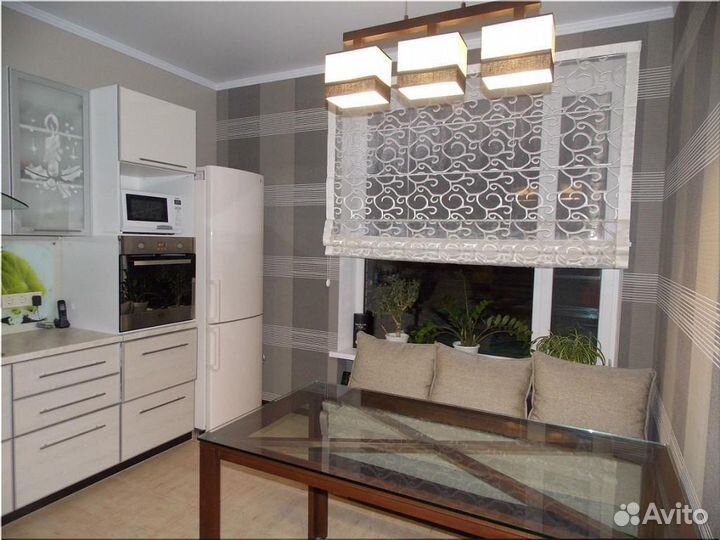 Римские и рулонные шторы Жалюзи