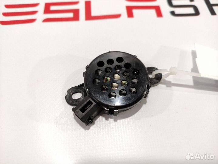 Динамик сигнала открытия закрытия двери Tesla