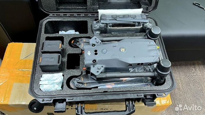 Квадрокоптер DJI Mavic 3 Pro c гарантией