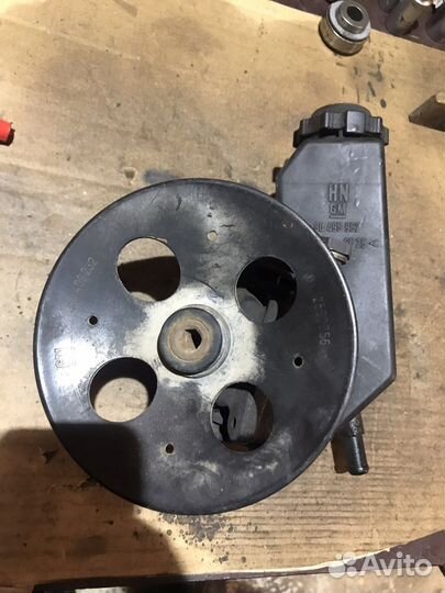 Продам насос гур Opel 90495957